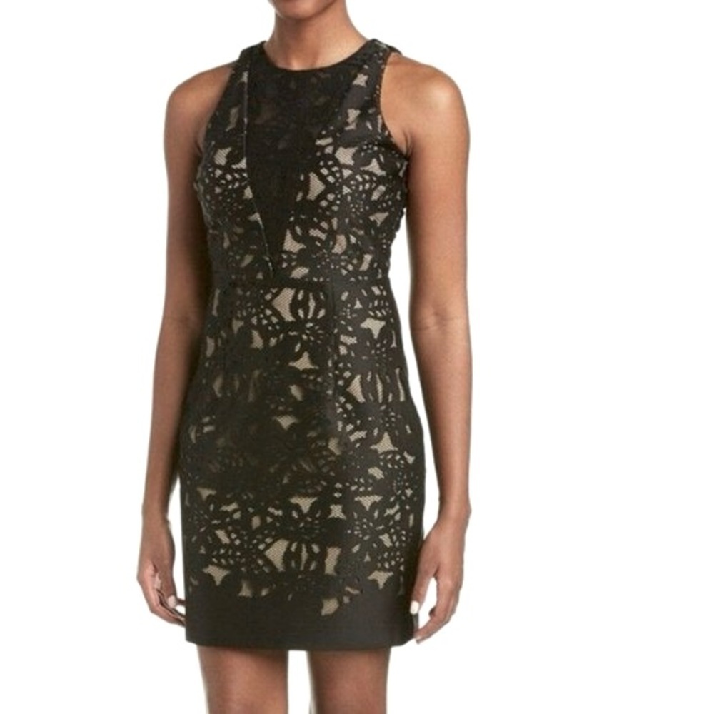Belle Badgley Mischka Nude and Black Laser Cut Floral Lace Cocktail Dress 10